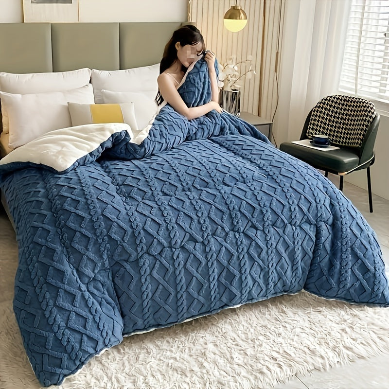 Luxurious Taffeta & Sherpa Fleece Comforter